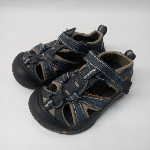 Sandals by Keen  Size 8