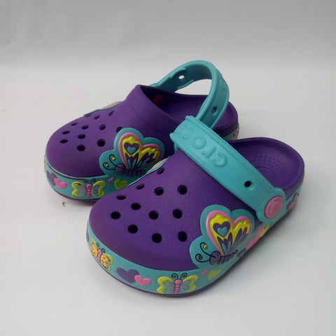 Slip on Shoes by Crocs   Size 8