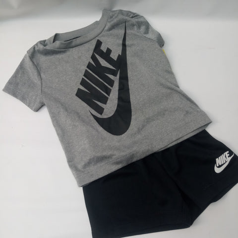 Short Sleeve 2pc Outfit By Nike Size 12M