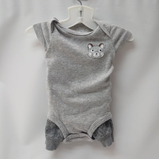 Short Sleeve 2pc Outfit By Carters  Size Newborn