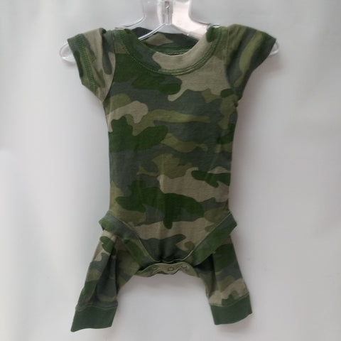 Short Sleeve 2pc Outfit By Carters  Size Newborn