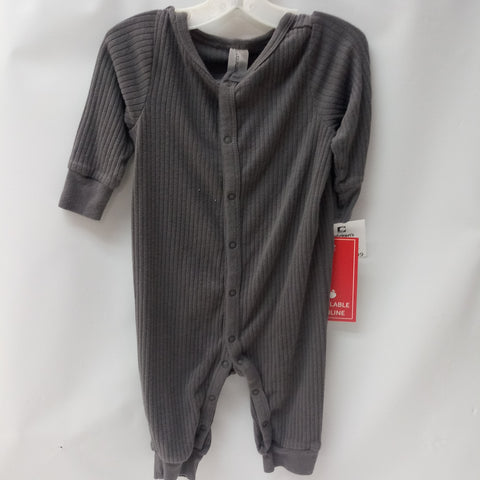 Long Sleeve 1pc Outfit by modern moments     Size 3-6m
