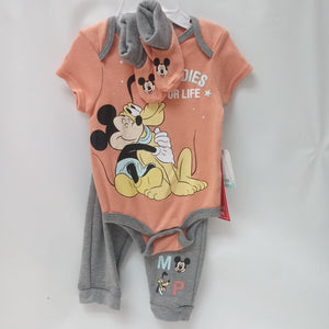 NEW Short Sleeve Onesie 3pc Outfit by Disney  Size 6-9m