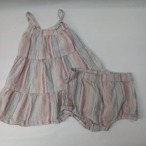 Short Sleeve 2pc Outfit by little co.   Size 12m