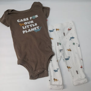 Short Sleeve 2pc Outfit by little planet organic  by Carters    Size 6m