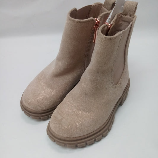 Boot's by Cupcake Couture      Size 7