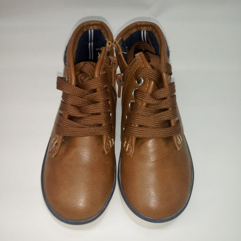 Shoes  by Nautica       Size 8