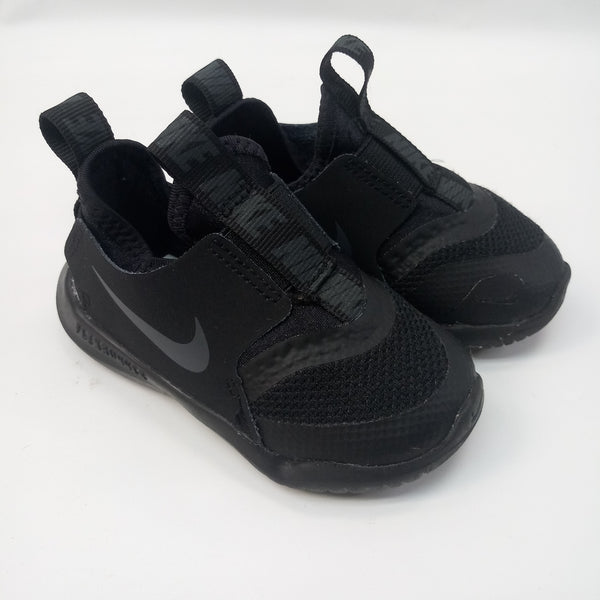 Shoes by Nike   Size 5