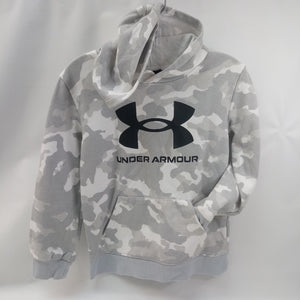 Hoodie Sweater by Under Armour   Size 7