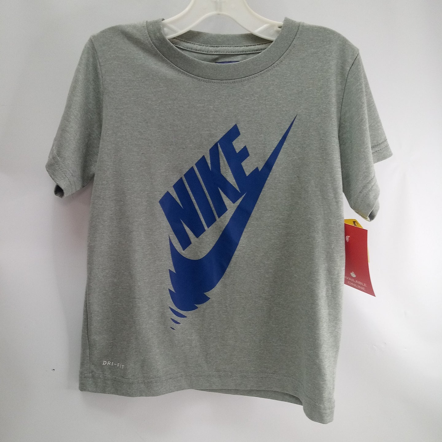 Short Sleeve Shirt by Nike     Size 7