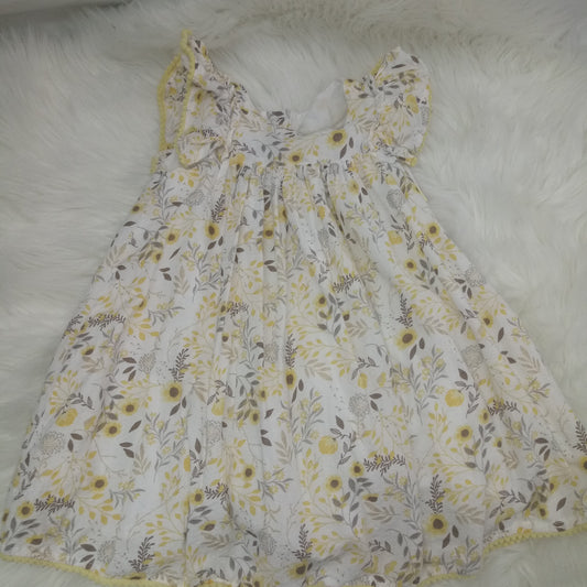 Short Sleeve Dress      Size 18m
