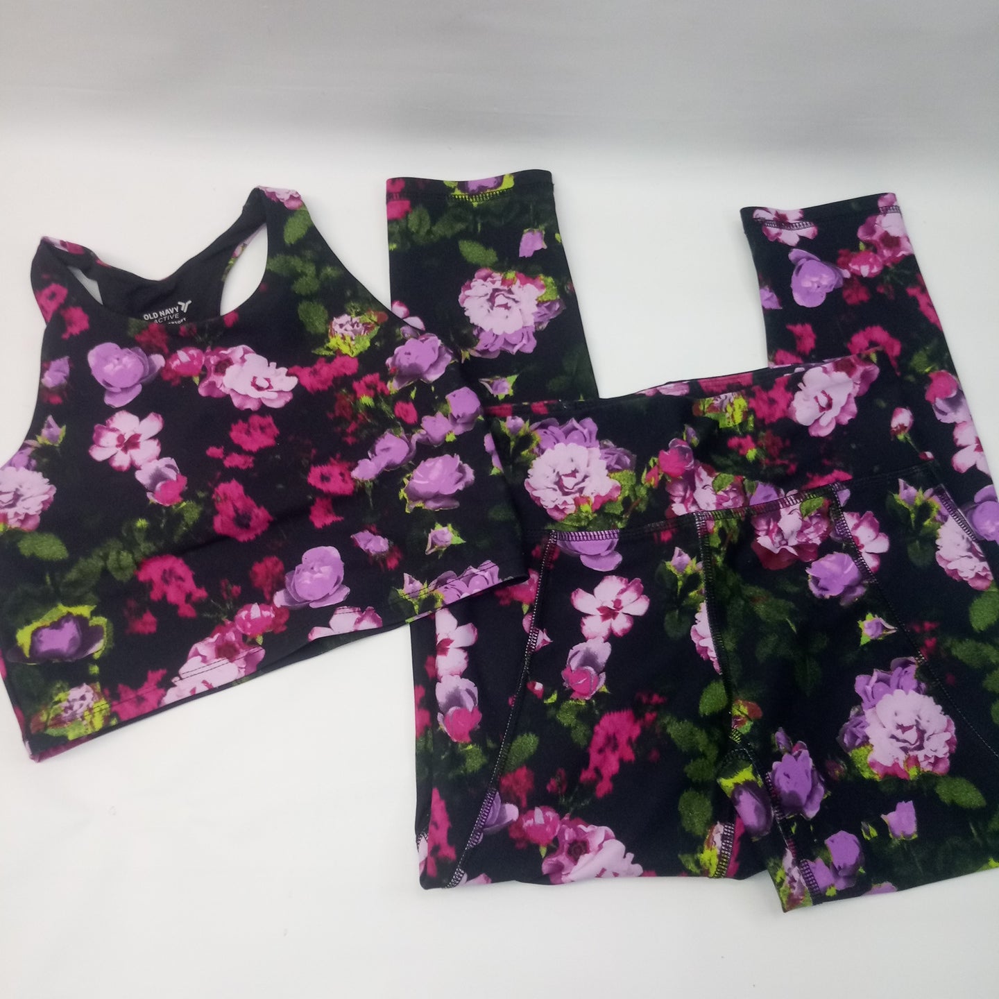 Short Sleeve 2pc Outfit by Old Navy    Size 8