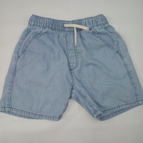Shorts by Zara    Size 3-4