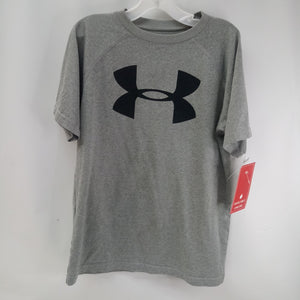 Short Sleeve Shirt by Under Armour   Size 5-6