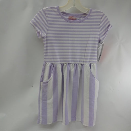 Short Sleeve Dress by Cat & Jack      Size 6-7