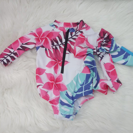 Long Sleeve 1pc Swimsuit by SHEIN    Size 6m